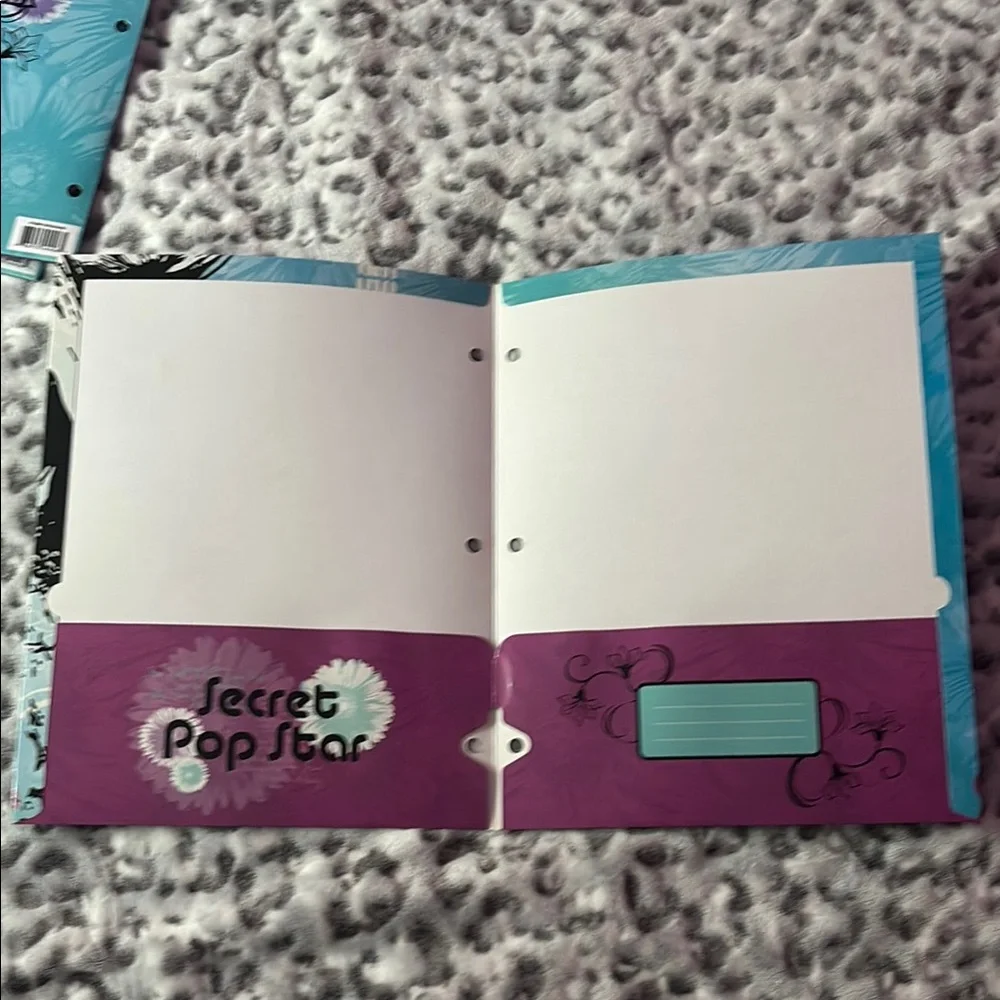 Disney Hannah Montana Floral Folders - Blue and Purple